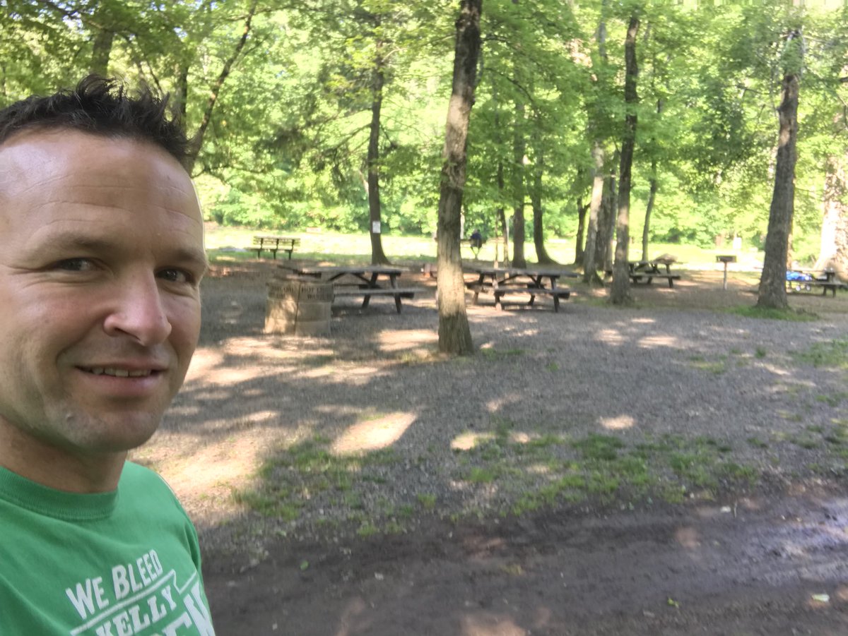 Bonnie K. tweet media