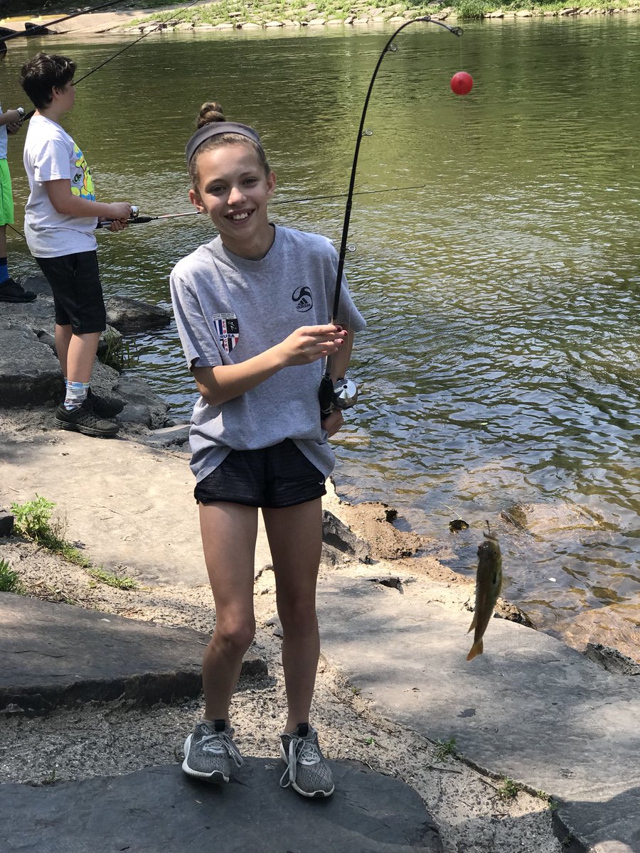 So many awesome pics! <a href="/fitzjack1/">Jack Fitzpatrick</a> &amp; his tribe were reeling them in! 🎣🎣🎣🎣Tyler Park w <a href="/CRSD_RMS/">CRSD_RMS</a> <a href="/CouncilRockSD/">Council Rock</a> #TeamDiscovery #Fishing #Neshaminy #Adventure #Discover
