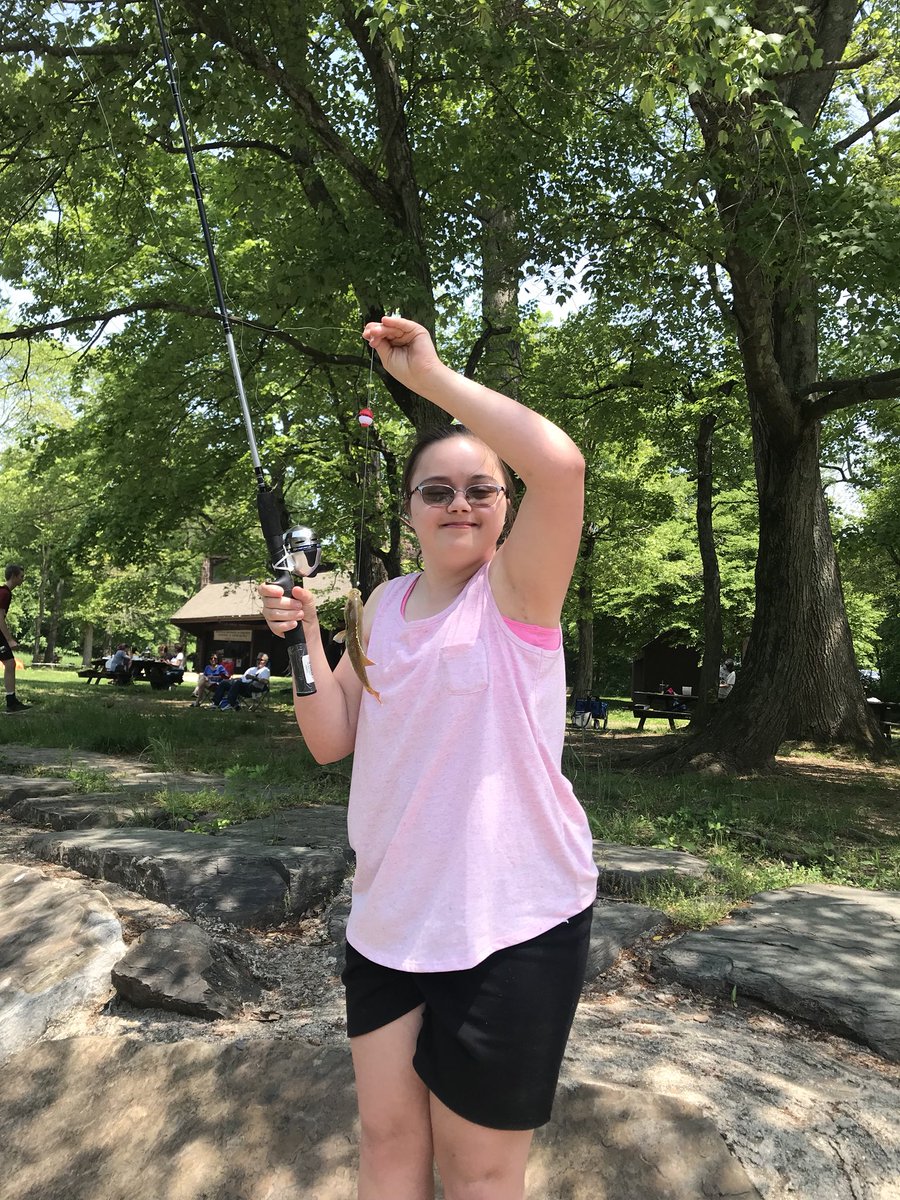 Bonnie K. tweet media