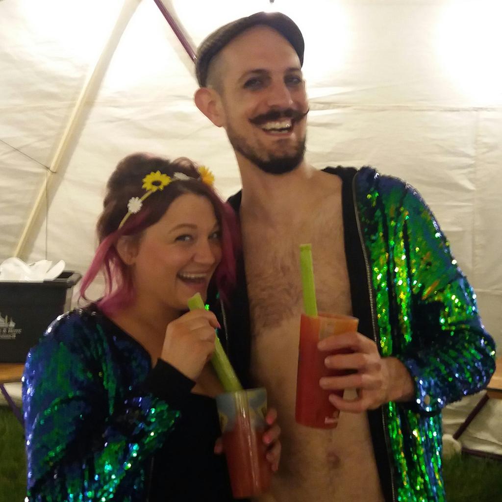 Russell_Arnott's tweet photo. Despite the #BloodyMarys in hand, Team @BrightonScience will be ready for action at 10:00am. Come learn some science people of @ElderflowerFest!
🍹🍸
#festivalscience #scicomm #scienceoutreach #stem #sequins https://t.co/nCVEEqJLPr