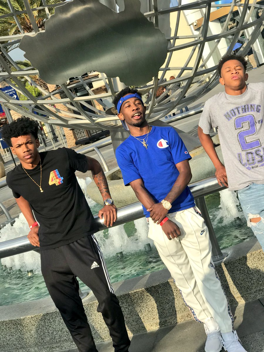 D2KOFFICIAL's tweet image. D2K made a special appearance at #GRADBASH