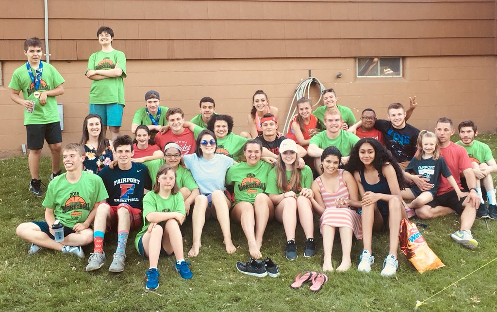 End of year celebration for the Fairport Unified Basketball team. Great season everyone!!!