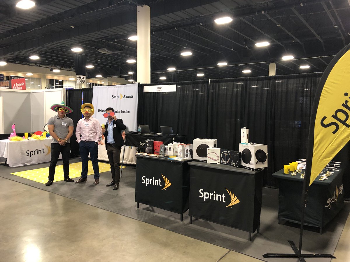 sprintguysoflo's tweet photo. Come check us out at the Home and Design Expo in Ft Lauderale we have amazing deals and crazy discounts for you! 📱 https://t.co/TACOO1xaha