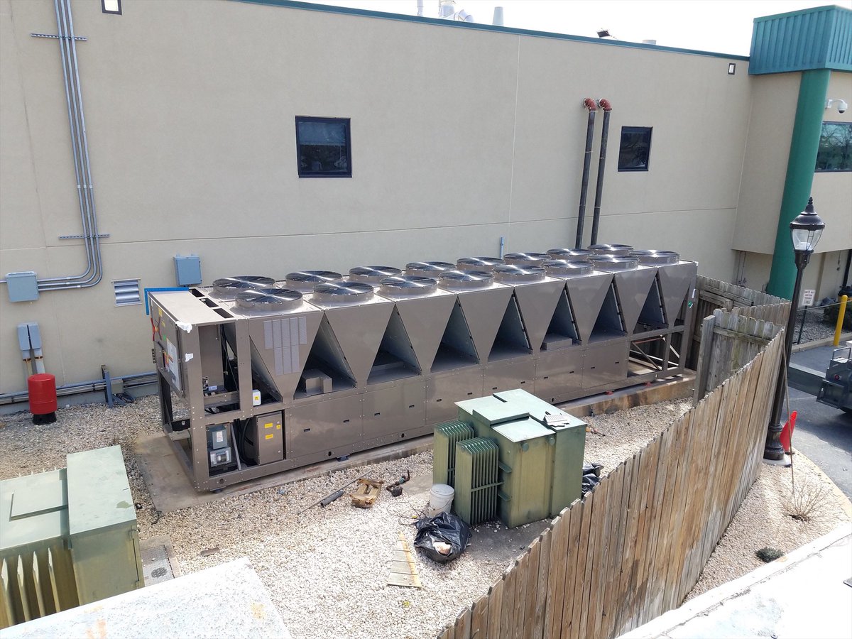 JamesCRAFTSon's tweet photo. Out with the OLD, in with the NEW - Recently we replaced a chiller for long time customer Lancaster Labs in Lancaster. https://t.co/YFmCK6qfuh