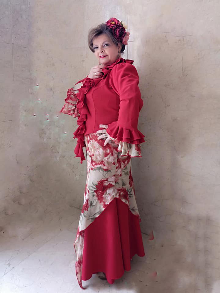TrinitranHappy's tweet photo. #FelizFinDeSemana 💃👏
Ay el arte de nuestras guapas flamencas con #complementos artesanales #modaflamenca de #trinitran ❤️ luciendolos en #FeriaCordoba2018
➡️ https://t.co/SXhzQ3xwGD
#moda #followback #fashion #feria2018 #pendientes #estilo #CordobaEsp #FeriadeCordoba https://t.co/n5nAzpMy3x