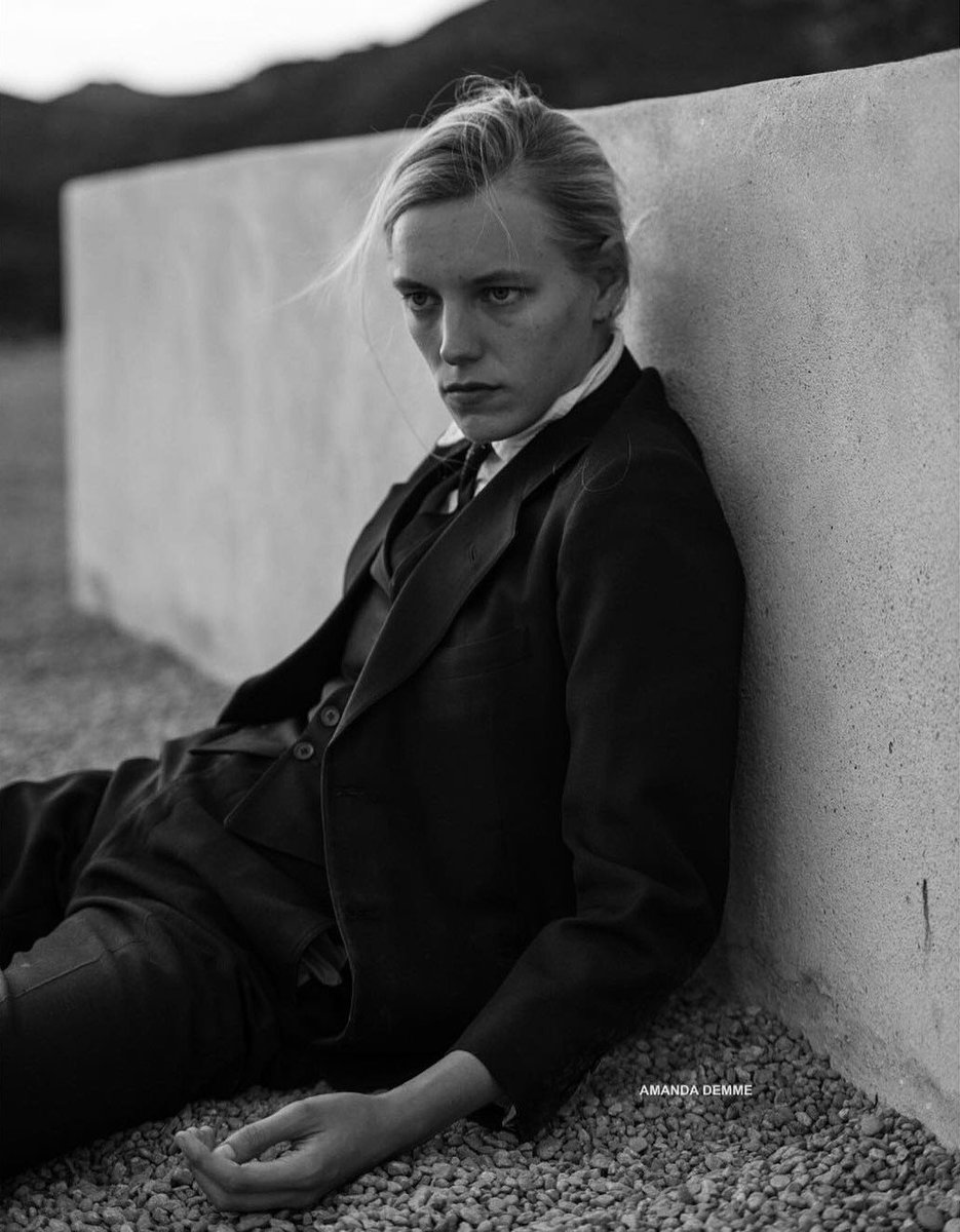 Erika Linder for #NEEDjournal 
Creative Director &amp; 📷 <a href="/amandademme/">Amanda Demme</a>