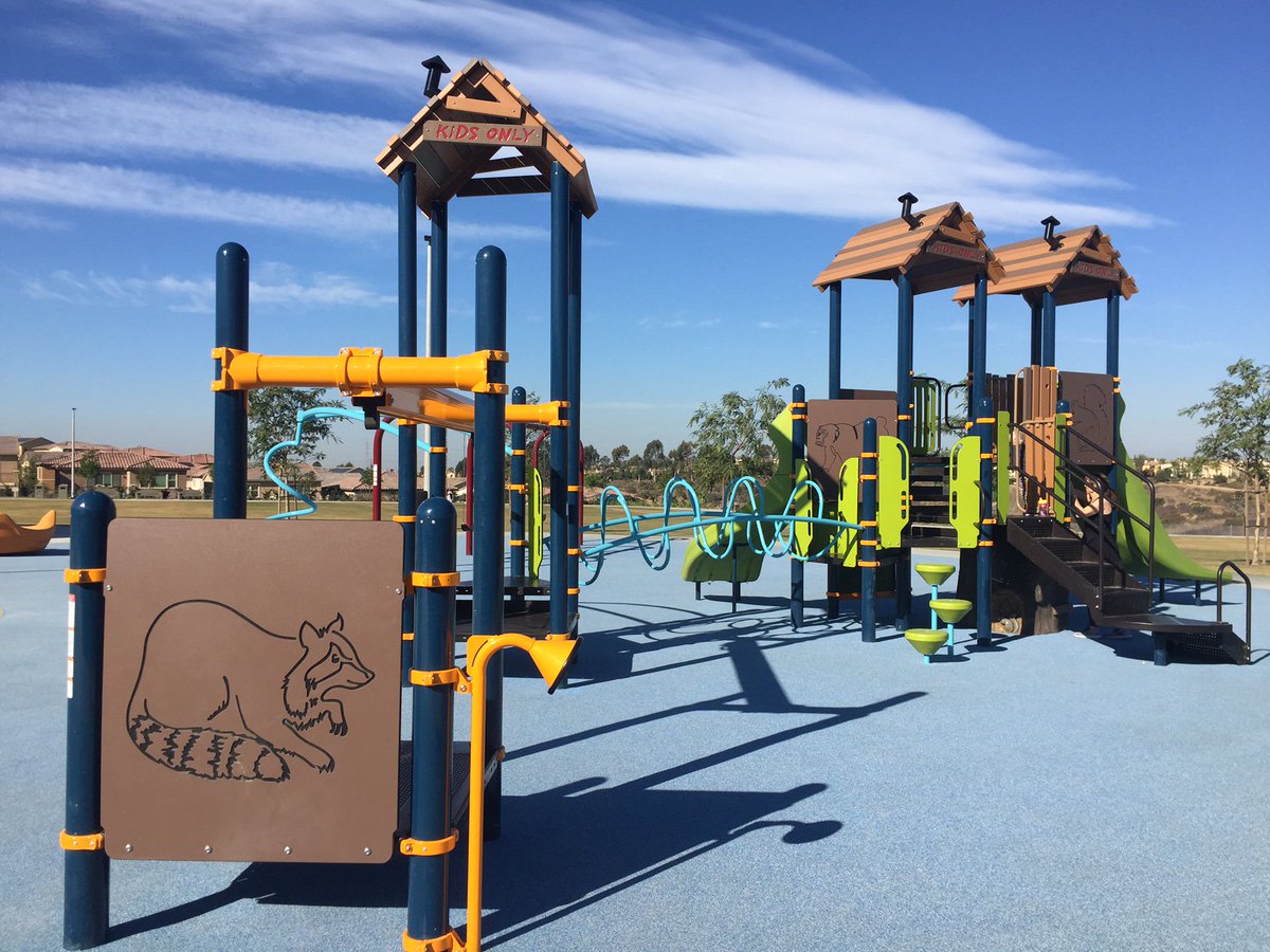 markkersey's tweet photo. During @InfraWeek & #NPWW, we highlight the work of the men & women who build & maintain @CityofSanDiego infrastructure. Yesterday their peers honored them w/ 24 @APWASanDiego awards for Public Works projects, incl. Torrey Meadows Neighborhood Park in D5. #TimetoBuild #RebuildSD https://t.co/miOoElJDbF