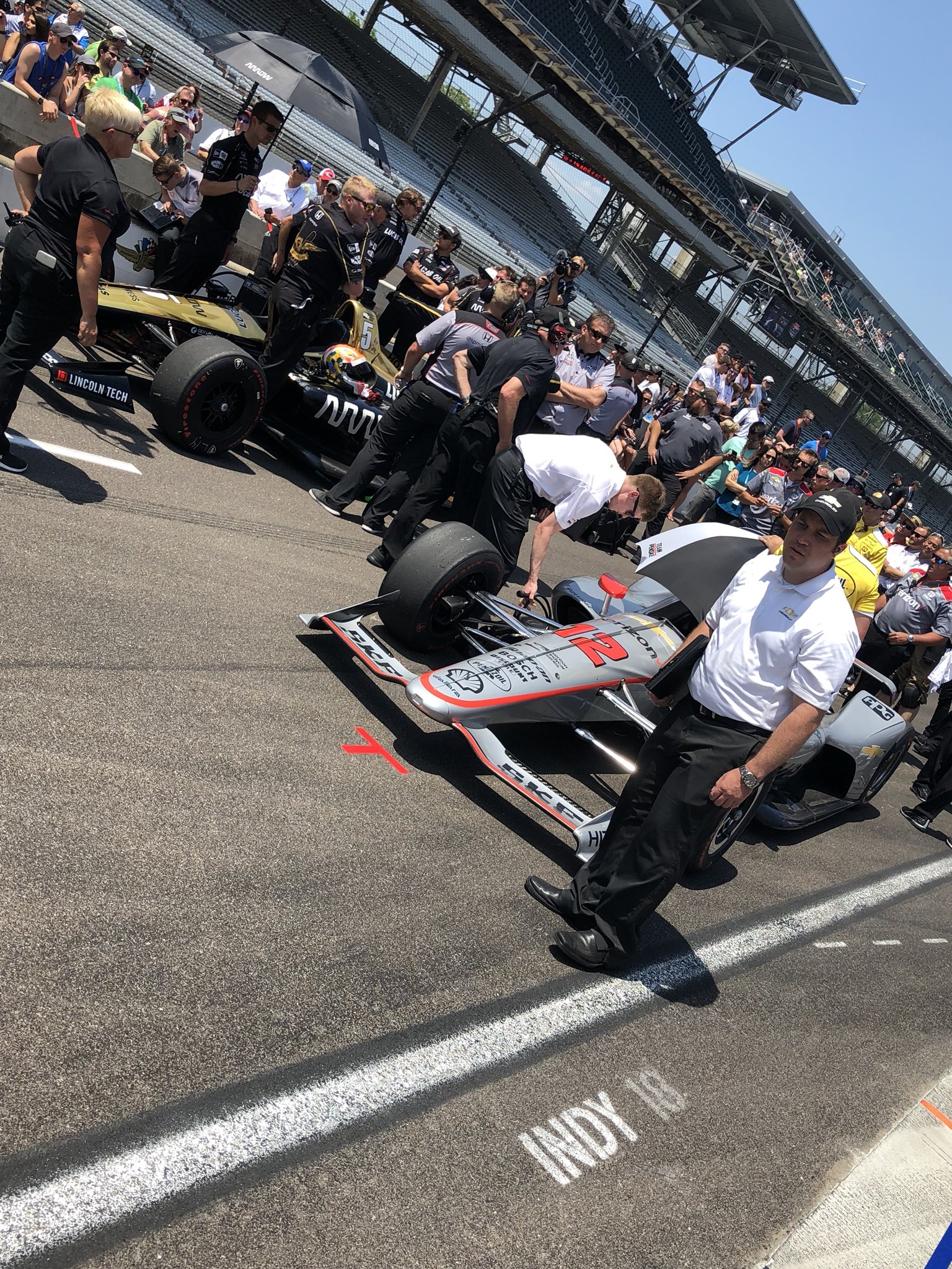 Team Penske On Twitter Our Bid For An 18th Win In The Indy500 Pit 