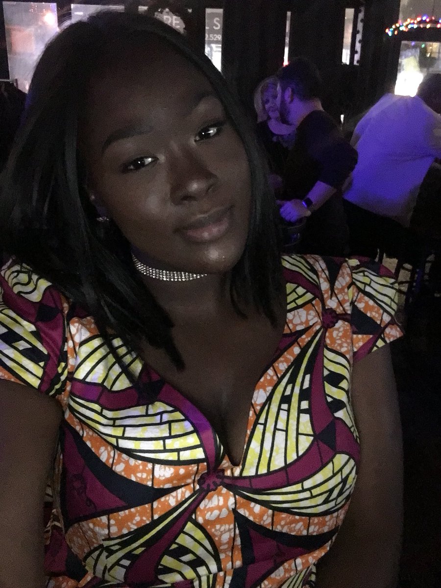 CindellaaJoliee's tweet image. #finesenegalesetwitter #letsstartthat😂 #teamdarkskin