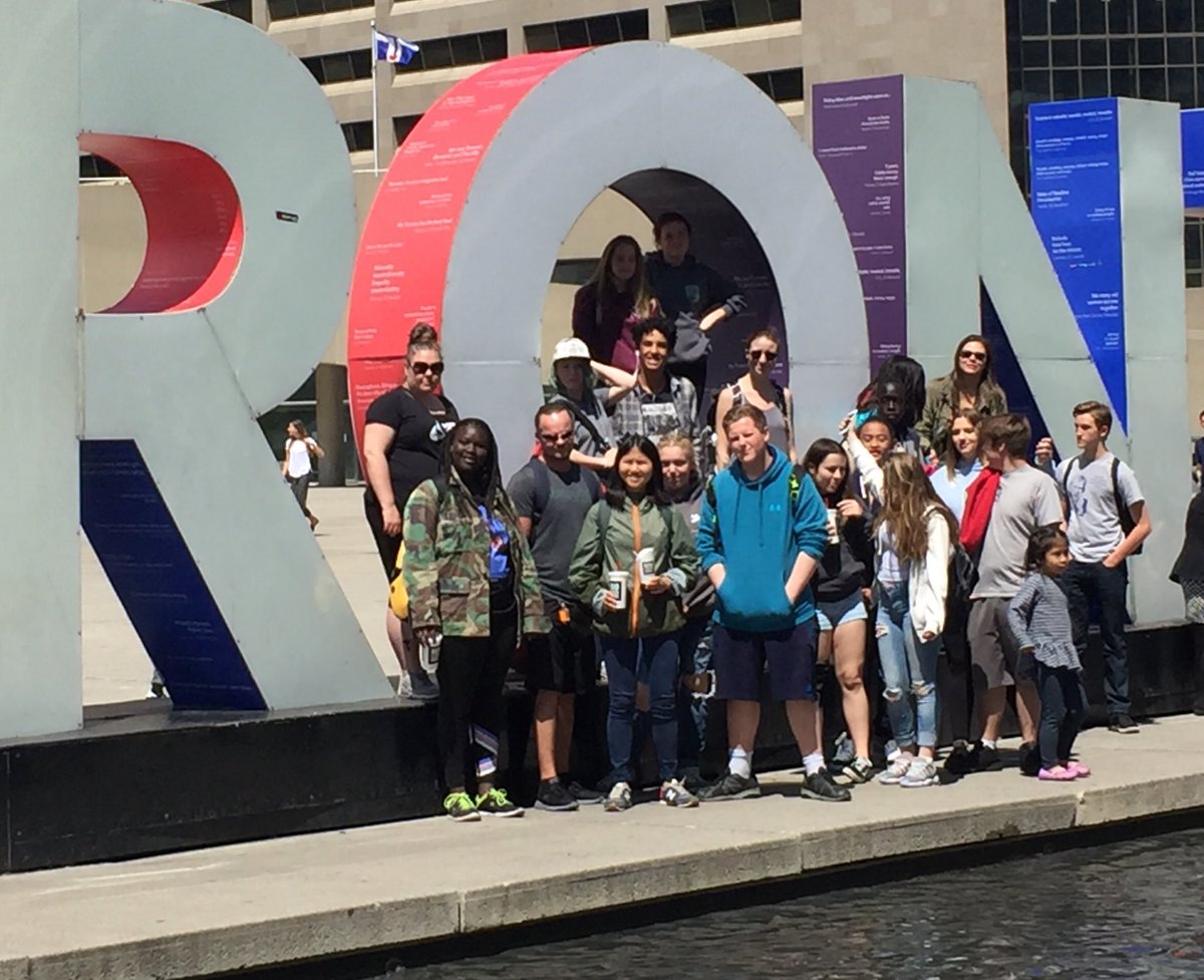 bgcstalbansclub's tweet photo. Last week we hosted 16 Bowness youths from the Boys and Girls Club in Calgary for the @ymcaexchanges youth exchange. We had fun showing them #the6ix !
#fbf #runningthroughthe6 #stalbansbgc https://t.co/1R5YVD6S9x