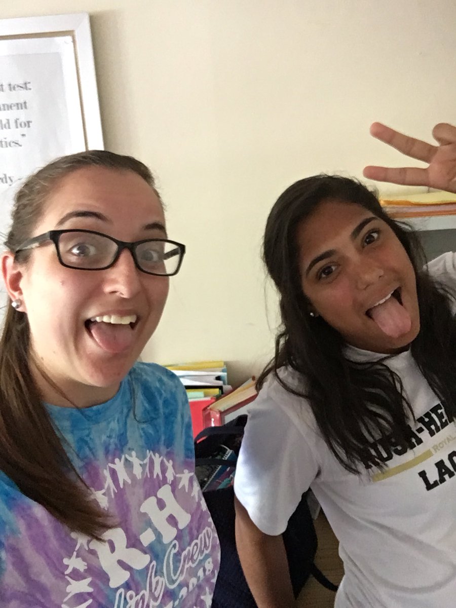 Mrs. Wolfin tweet media