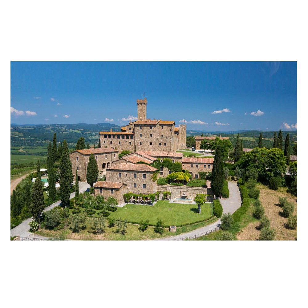 Grand tour Italy. Be part of the unique opportunity to visit three of the most emblematic regions of Italy -Tuscany, Veneto and Latium- in a luxurious trip full of exclusive benefits for #Qmembers.