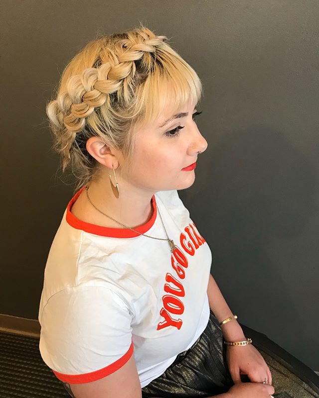 FestoonSalon's tweet photo. Halo by braiding guru Shea! https://t.co/PnMgdiCIxx