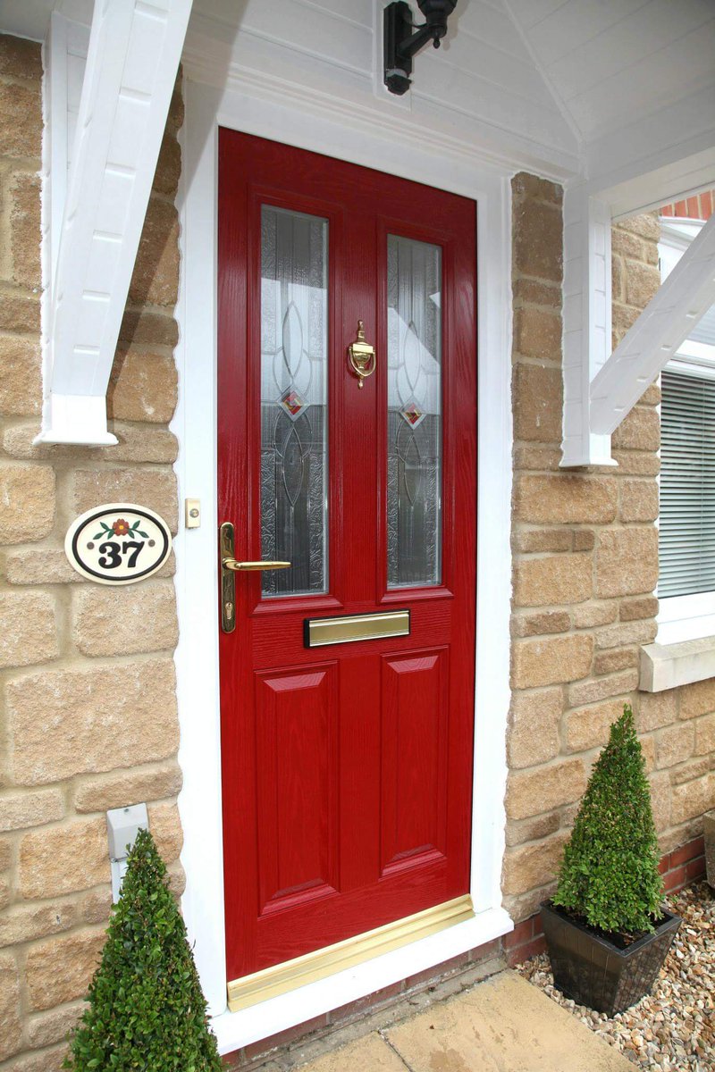 VistaPanelsltd's tweet photo. Who's getting ready for #ChampionsLeagueFinal #LiverpoolFC tomorrow #kiev @LFC @lpoolcouncil #reddoor pride of #Liverpool https://t.co/Nf7S9CyoM1