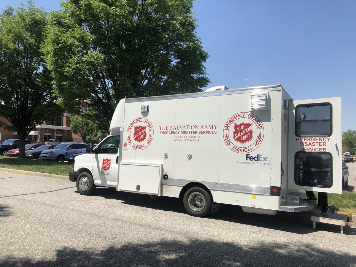 SAIndiana's tweet photo. Currently stationed at Noblesville HS with food &amp; water for police and families as the investigation into this morning's shooting at @NobWestMS continues. Major Katrina Mathews is inside comforting survivors &amp; families. #PrayForWest https://t.co/uZHOH6YeK9