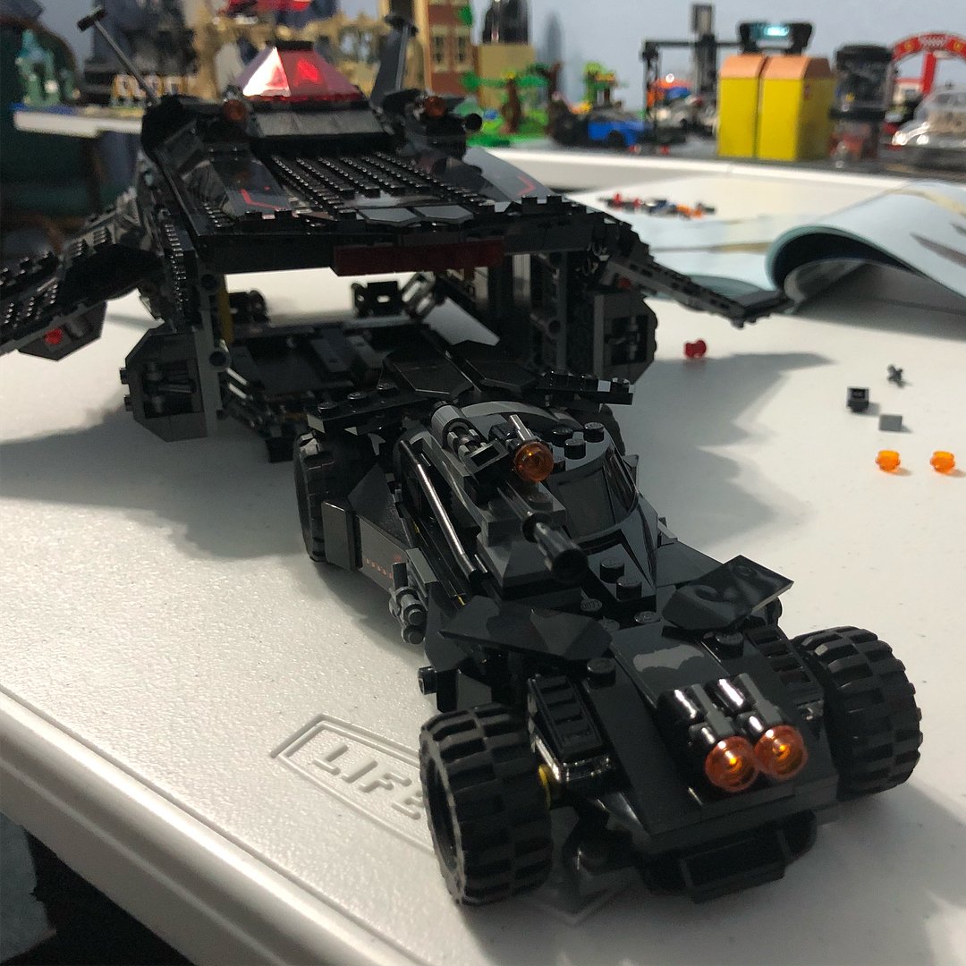 Set completed. This one exeeded my expectations! #flyingfox #batman #hasitall #exceedexpectations  #imaginenationsbricks #Lego #Legocity #bricks #brickcity #afol #multiverse #dccomics #marvel #builderburg #legolopolis <a href="/LEGO_Group/">LEGO</a>