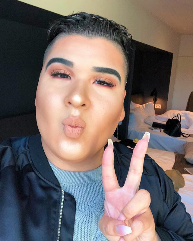 MJehrlander's tweet photo. Dags för middag med härliga @daisybeautymagazine -gänget❤️ https://t.co/k2x7rydhK3 https://t.co/QjNQbU2rqt
