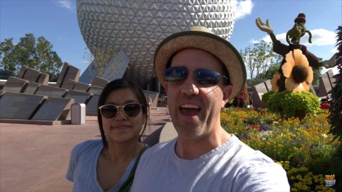 classictdm's tweet photo. @Thinknoodles @Thinkswife JUSTIN AND RACHELLE YOU TWO ARE COUPLE GOALS IN THE RECENT VLOG IVE BEEN FANGIRLING FOR ABOUT 10 MINUTES STRAIGHT BUT OMG SJSKSJSHHSNDJXN https://t.co/Wc6M9vU0e1