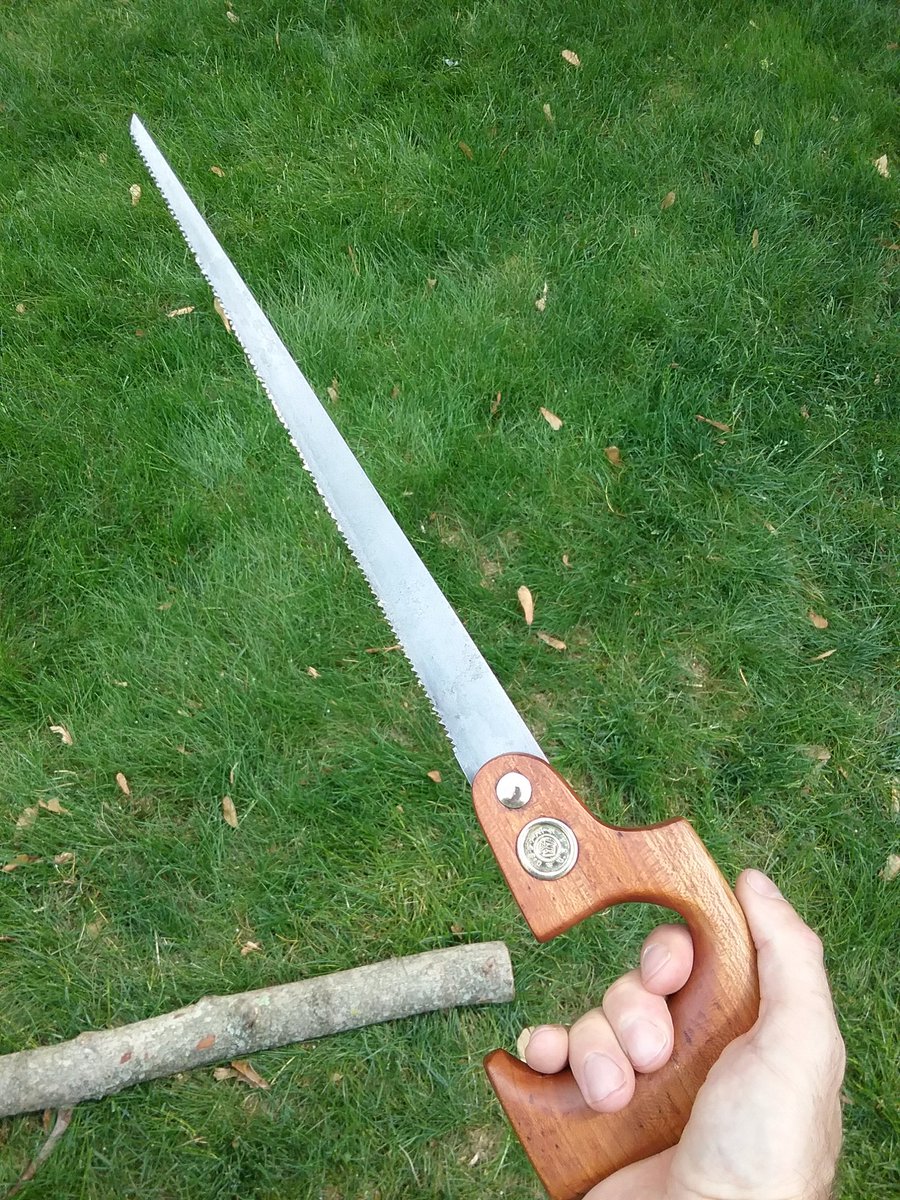joepabike's tweet photo. #happybirthdaytome 🎂😁 /finally/ made time to finish restoring my dad's old Disston compass saw! #oldtools #vintagetools #antiquetools #toolrehabilitation #toolrestoration #saws #sawporn #dadsoldtools #handtools #woodworking #handrubbed https://t.co/9Jgq1g8tNp