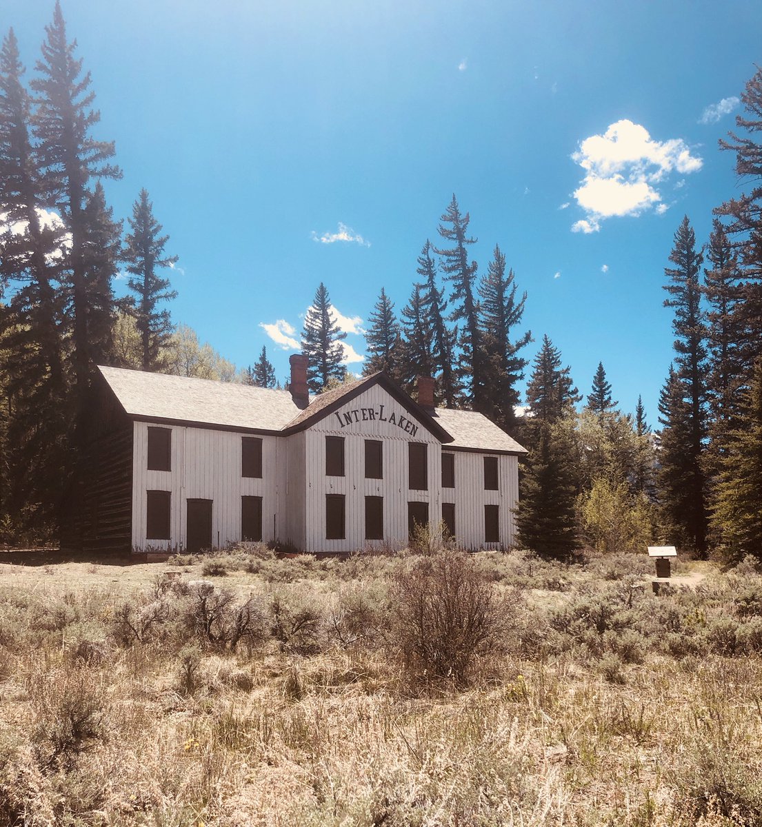 sandrarunner13's tweet photo. Colorado Trail “CT” X Twin Lakes
————> conecta —>Continental Divide Trail “CDT “ 🔝2808mts
Ruta escénica Nacional 🇺🇸 Nivel: Moderado 
#runtheworld #wildrunners #runnerssalvajes #trailrunning https://t.co/GMxpRs6k6N