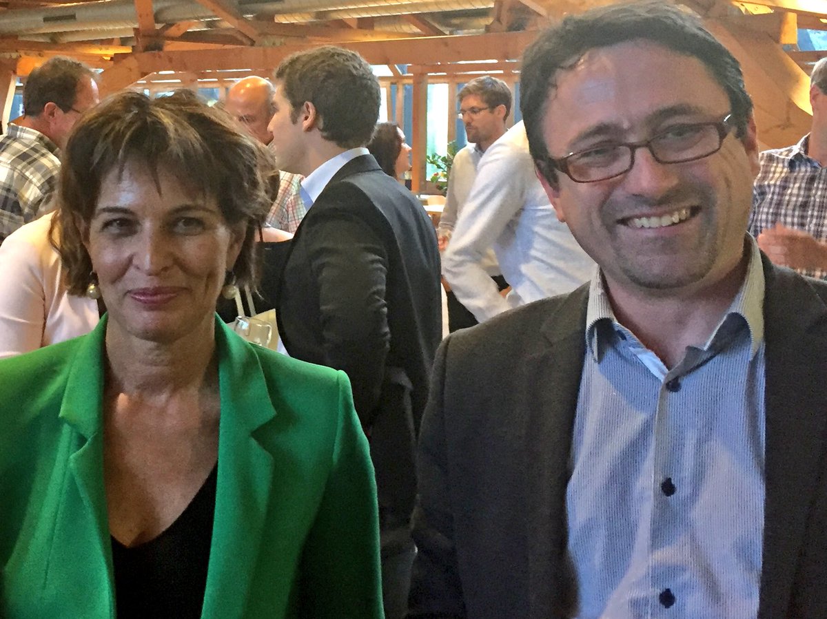 RemiCrameri's tweet image. Toller Anlass der jungen @CVP_GR in #Landquart mit unserer @CVP_PDC Bundesrätin Doris Leuthard! #wahlen2018 #letsgo! #cvpviamala