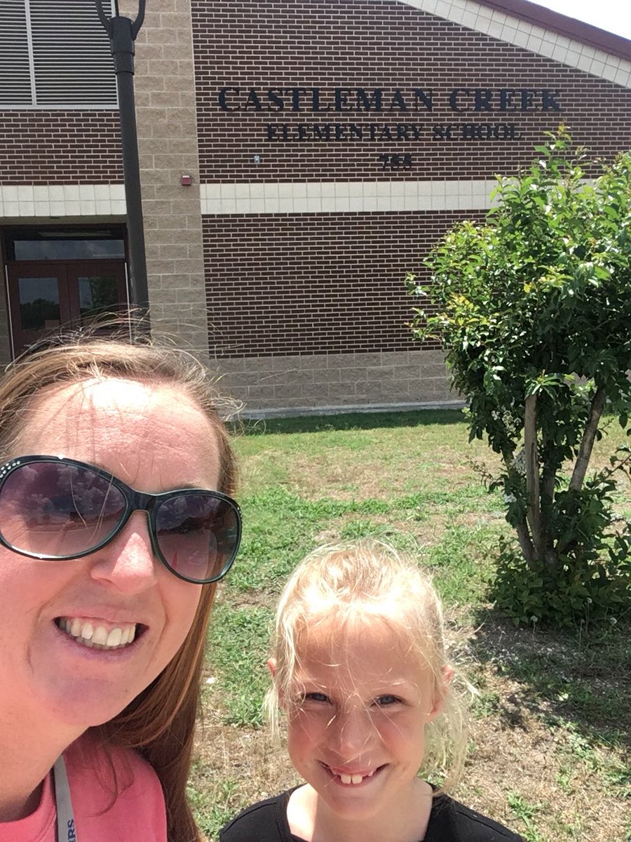 MrsTaylor4CPE's tweet image. Said goodbye to some amazing students, parents, and coworkers today at @CastlemanCreek! Bittersweet, but on to some great adventures with my #SecondGrader and #Kindergartener next year! @SouthBosque here we come!!