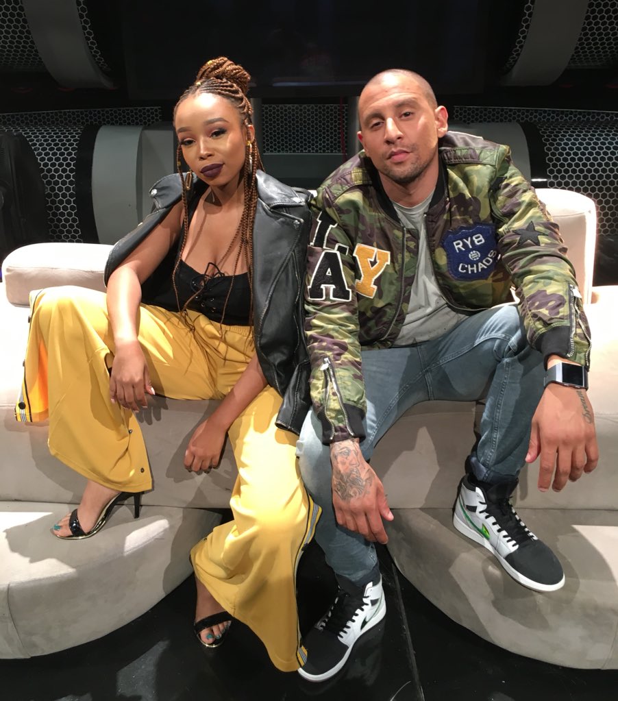 LiveAmp's tweet photo. Signed, sealed and delivered. 
Thank you for tuning in, it’s a wrap!
#LiveAmp https://t.co/kO94qIW4Fq