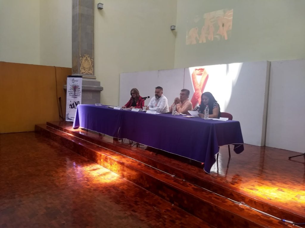 RafaEliGasp's tweet photo. Valoro mucho la invitación de la Dirección 13 del @iecm a la Junta Distrital 10 del @INEMexico para la presentación del libro, los comentarios de @CGMtwit @Herandenyss y a las y los asistentes y participantes. https://t.co/gTIKpSTAlD