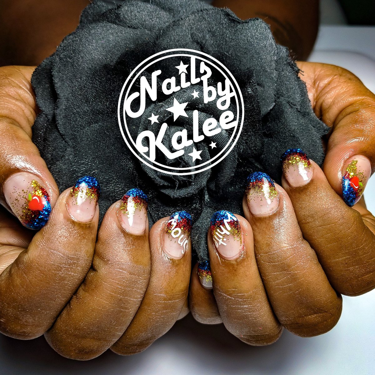 NailsByKalee's tweet photo. Up for today, Adowa got herself a lil recreation of the snow White nails I did a few weeks back! Thanks for coming in! #snowwhitenails #disneynails #nailsbykalee #avnails #palmdalenails #661nails #quartzhillnails #rosamondnails #lancasternails #nailart #nails #nailartist #notd https://t.co/eglESqZOsx