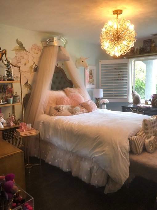 Watch Jillian Barberie's leaked NSFW photo on TwXstars