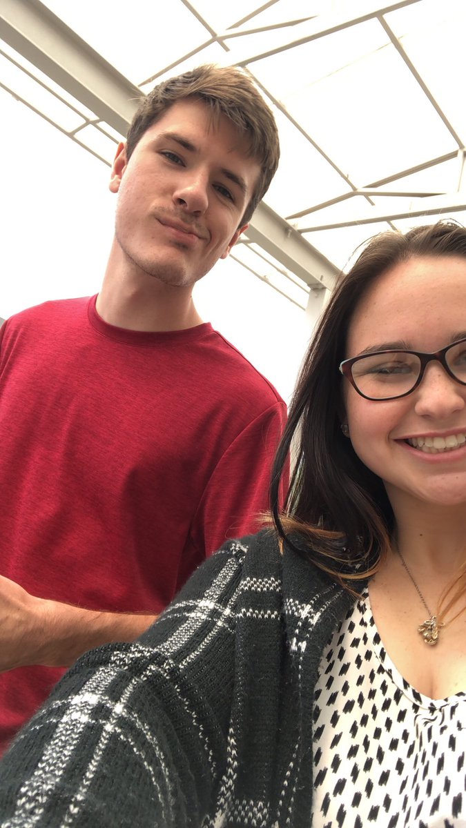 emilyjade1124's tweet photo. Making memories! Georgia Aquarium with #myguy !! 😍😘 https://t.co/HWxDoJYnVe