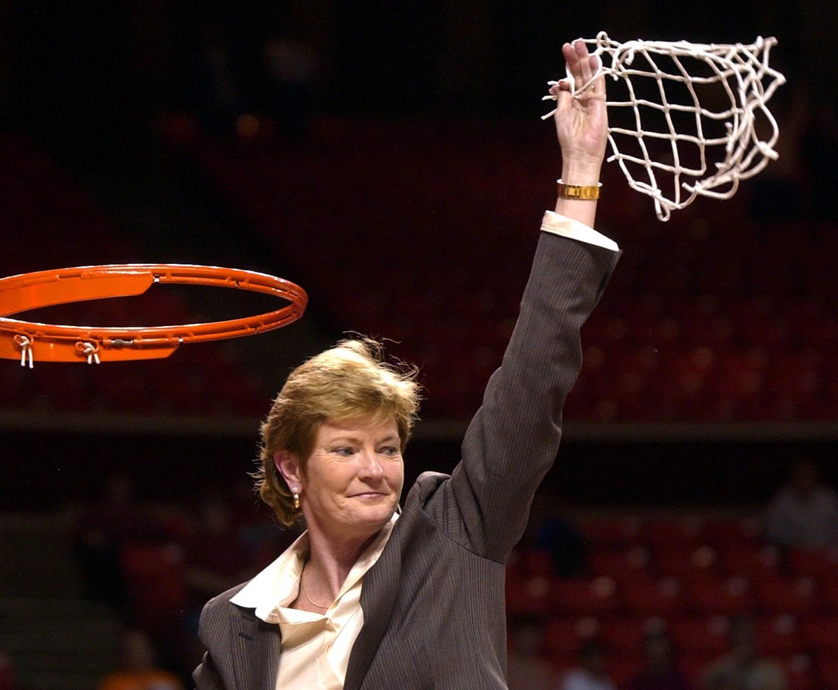 WeBackPat's tweet image. Thanks for all the votes! Almost there... ends Tuesday night, 5/29. Help us keep it up through the long weekend. Please RT and thank you! foodcitycharitychallenge.com/knoxville @etfoundation @patsummitt