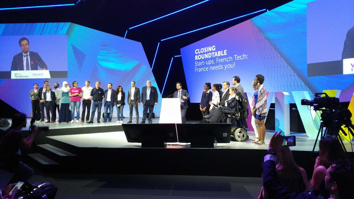 Perspectives_FR's tweet photo. #VivaTech et notre belle bande de copains du @TechnopolArbois &amp; @mounir ! Innovation pour tous ! @CCI_MP @AMFrenchTech too @Perspectives_FR https://t.co/Fr1ZleFNMI