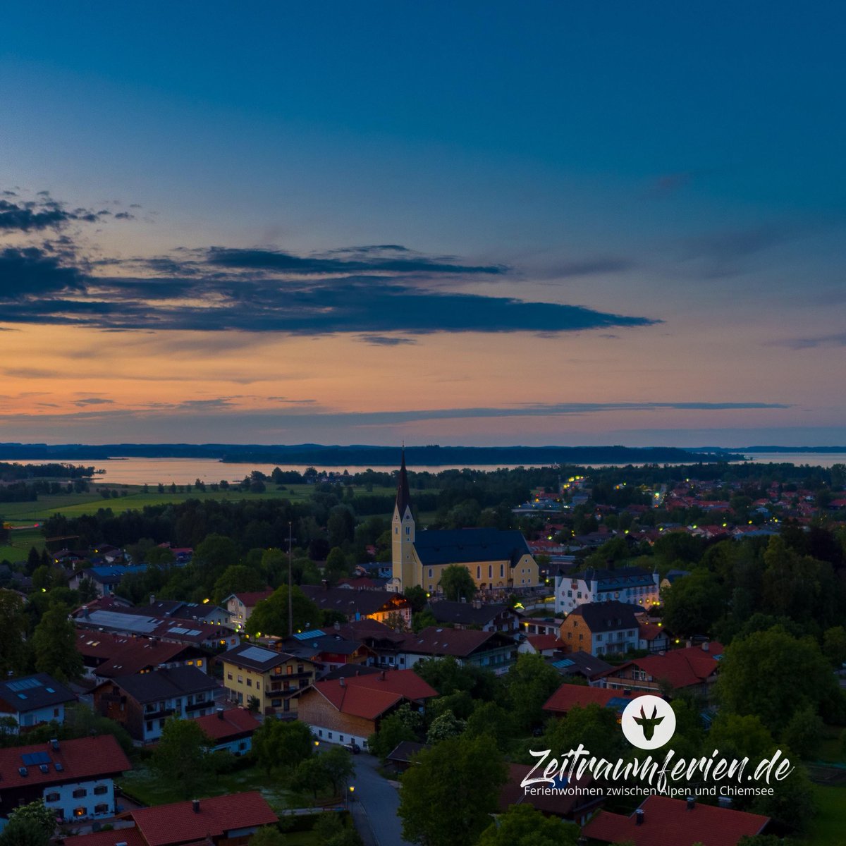 Gute Nacht Bernau - der Sommer kommt. Foto by @imagetypenewmedia #zeitraumferien #urlaubsarchitektur #chiemsee #ferienwohnung #herreninsel #sommer2018 #urlaubamchiemsee #ilovechiemsee