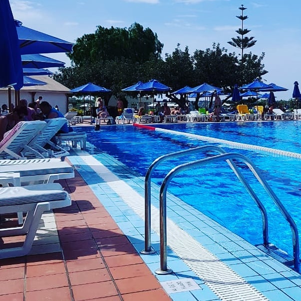 strandMINblick's tweet photo. #pool #pooltime #poolzeit #kreta #kreta☀️ #griechenland #greece #crete🇬🇷 #crete #creteisland #insel #greece🇬🇷 #urlaubsinsel #insel #ferien #ferienreise #flug https://t.co/8PA6PJYYmI https://t.co/4ZTBFxxUC8 https://t.co/gVx0anVqja https://t.co/3ZlrttKcJD 📷: @strand_blick.de https://t.co/UuQG4UXTPh