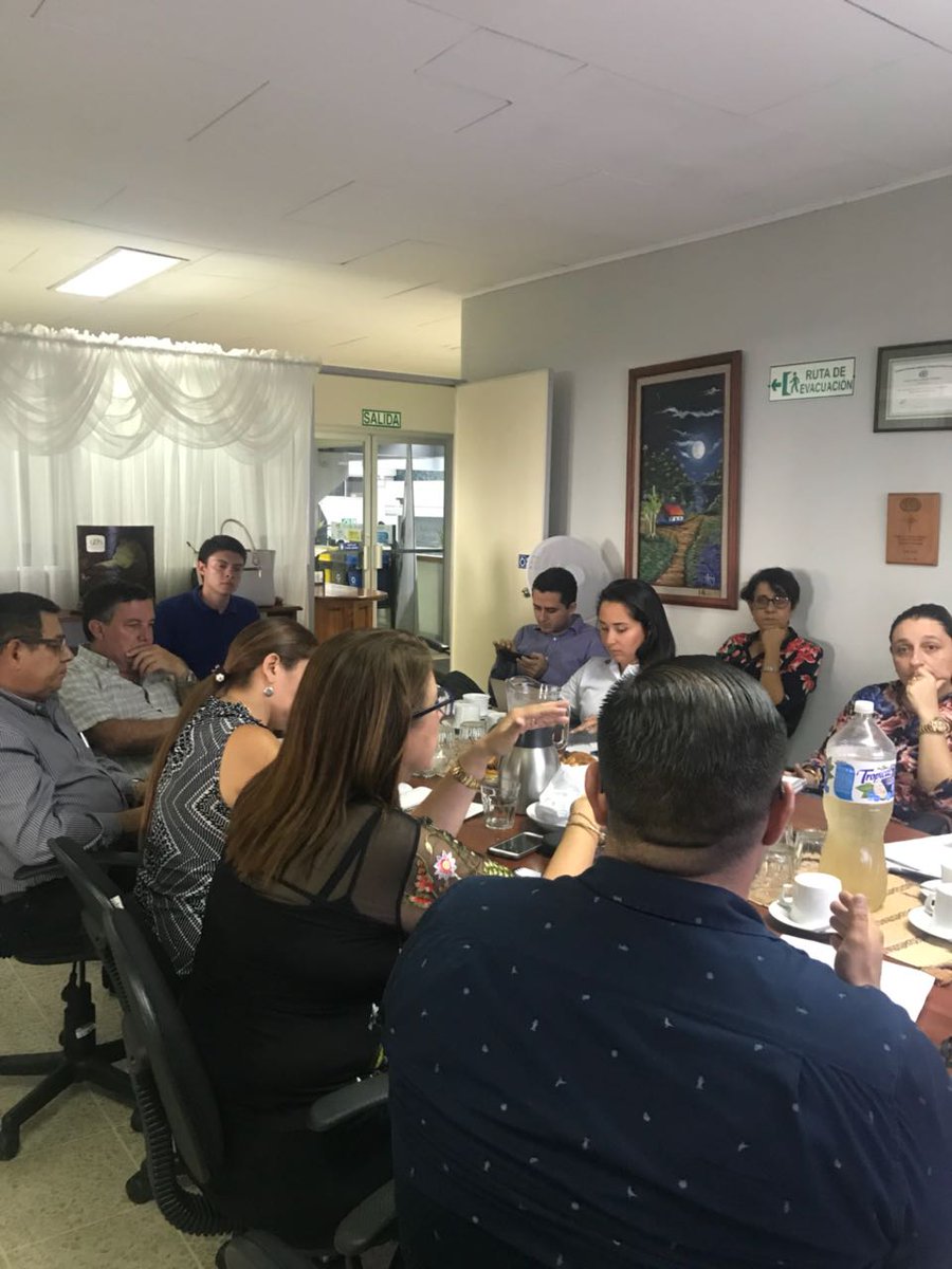 ADEZN01's tweet image. SESIÓN ORDINARIA CONSEJO ACADÉMICO REGIONAL
1.Olimpiada Robótica
2.Informe visita al país Vasco
3.Congreso de Inglés
4. Informe CORVEC