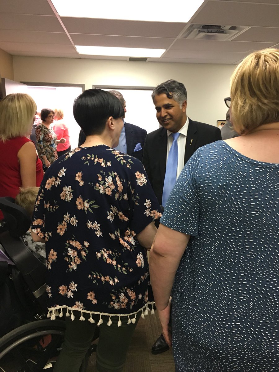 MLAIrfanSabir's tweet photo. It’s rewarding to see corporations and their leaders share our vision for an inclusive Alberta. Pembina Pipeline Corporation’s donation means additional supports for Albertans with disabilities. https://t.co/qW9Vcuk12L