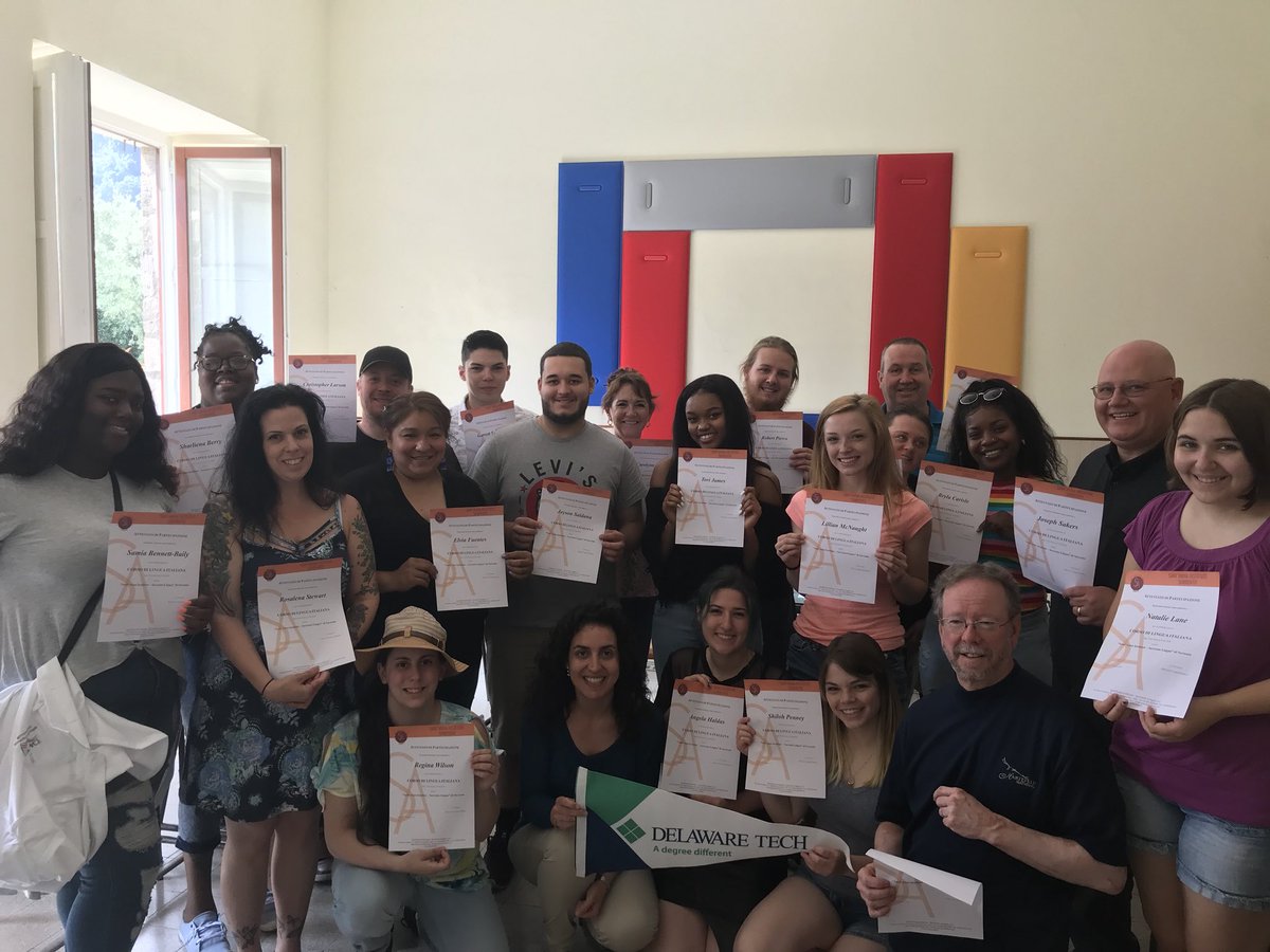 ChefSakers's tweet photo. #dtccgoestoitaly #dtccabroad  Today we completed the Italian language classes at @santannainstitute https://t.co/Y37t2pjzza