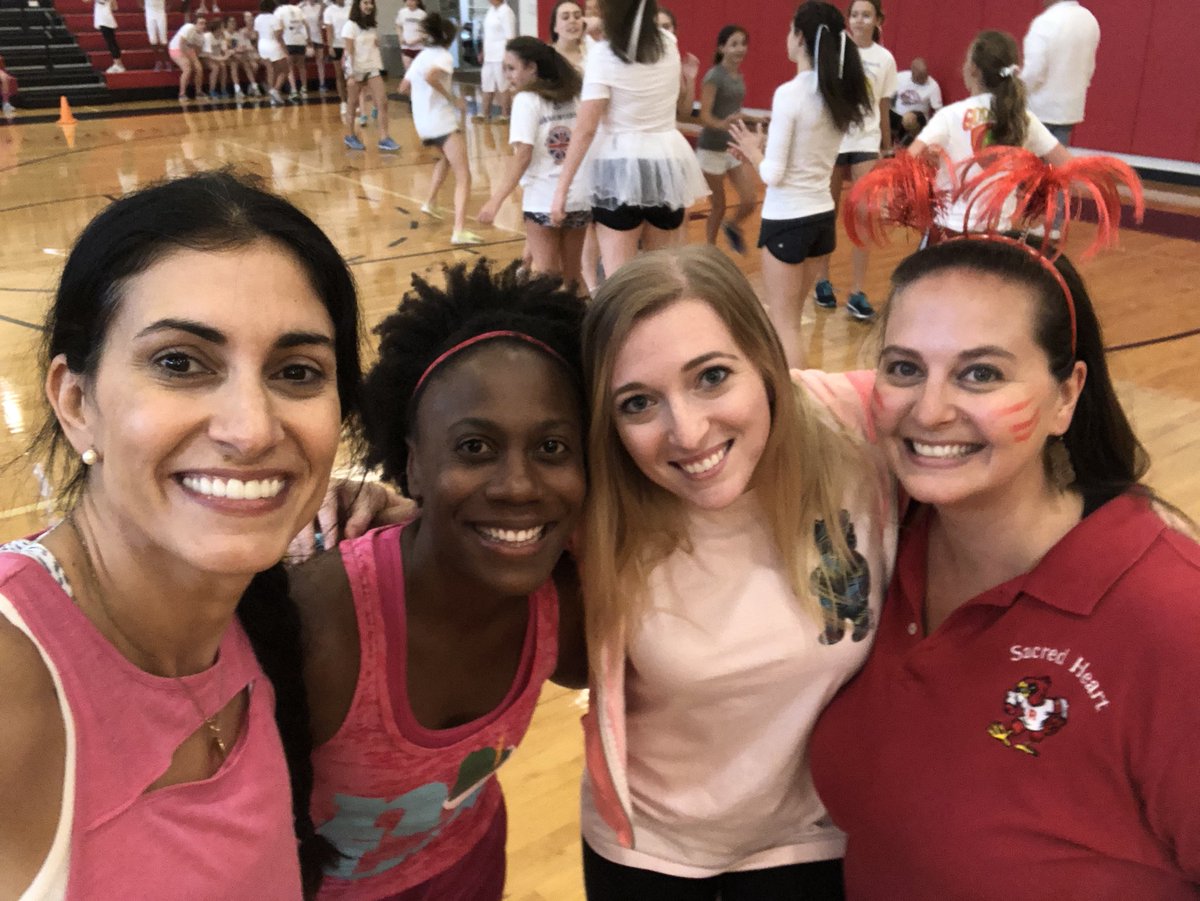 Nicole_Janz's tweet image. We had a great day building community at field day! @ASHRosary #ashrosary