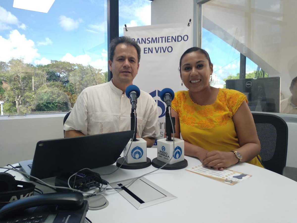 FormulaTabasco's tweet photo. Conversa con @GilQuezadagil la candadata a la diputación local por el distrito X con la coalición "Por Tabasco al Frente", @YoanaSanchezA 

|#Elecciones2018 #VotoCaliente2018|

https://t.co/3RDSTisCGX https://t.co/n7R7VkzIIH