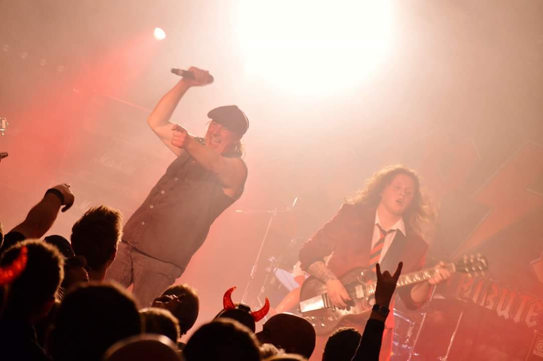 Party in the Paddock tweet media