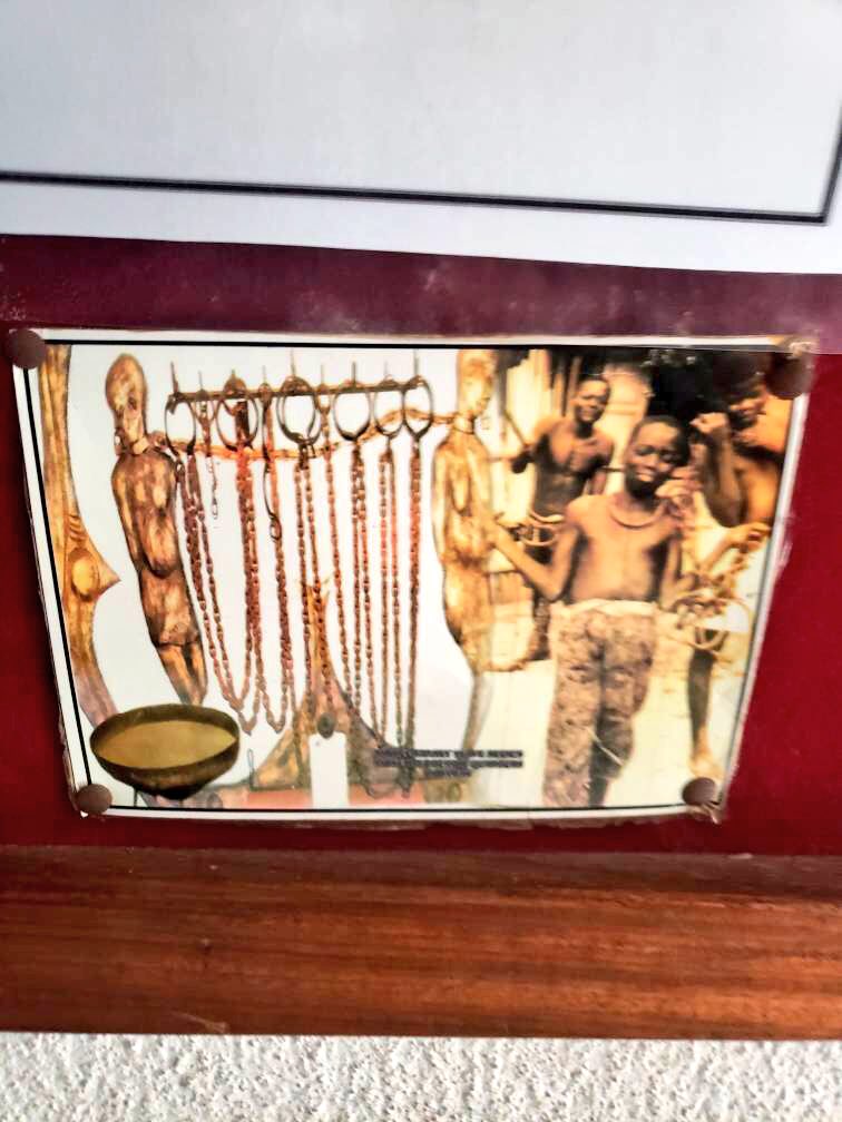 MojiDelanoBlog's tweet photo. Visited the Slave Museum in Badagry today during day1 of #GiDiWithGoogle2. The tour guide told us sad stories of slave trade that made the hair at the back of my neck stand. Sadly, I see a strong correlation btwn the slave masters of then and leaders we have in Nigeria today. https://t.co/FjZKkPpH3M