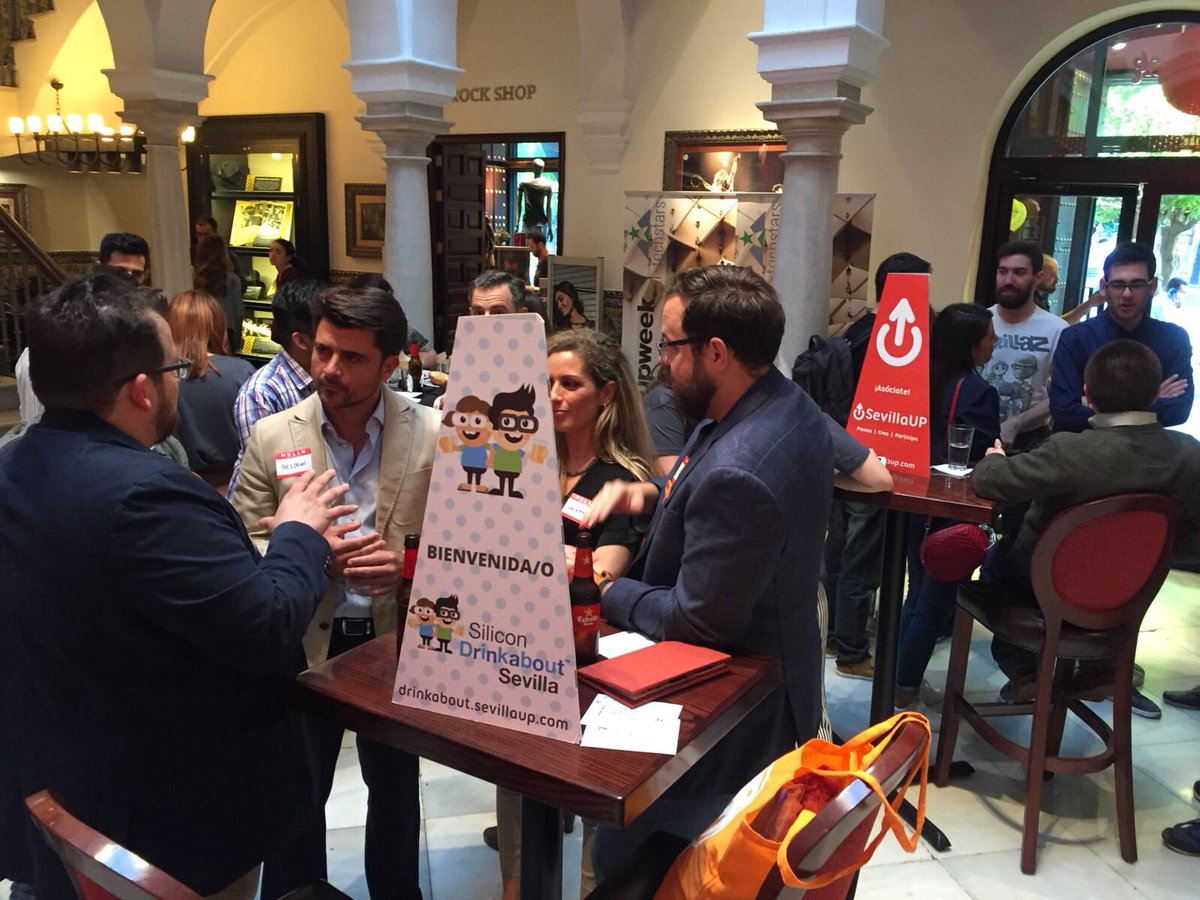 🍻 Aquí estamos en <a href="/DrinkaboutSVQ/">Drinkabout Sevilla</a> !! #SevillaWeek