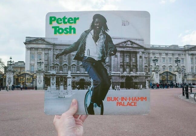 Guiartbel's tweet photo. Desde criança o fotografo francês Alex Bartsch é apaixonado por reggae, foi a partir daí que ele criou o projeto Covers. 📸 😍 https://t.co/jX76NcfX4Q

#guiartbelém #vinis #reggae #artevisual #fotografia https://t.co/0qUxCaGj45