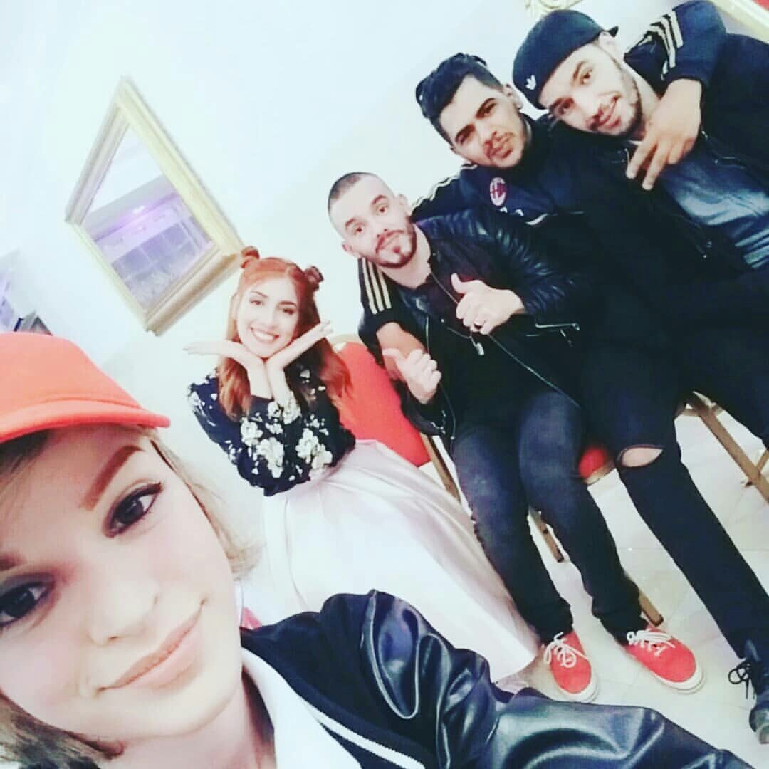 rani__jay's tweet photo. صحا فطوركم وصيامكم مقبول ان شاء الله❤
انتظرونا بعد قليل في الحلقة الثامنة من برنامج #راني_جاي مع لاعب الخفة #ايرام الليلة على قناة #الشروق  انطلاقا من  الساعة 23:00⏳ بتوقيت #الجزائر 😊

#سهيله_بن_لشهب
#RaniJay
#SouhilaBenLachhab
@SuhilaBnLachhab
#رمضان_كريم https://t.co/ALOU7kx0eN
