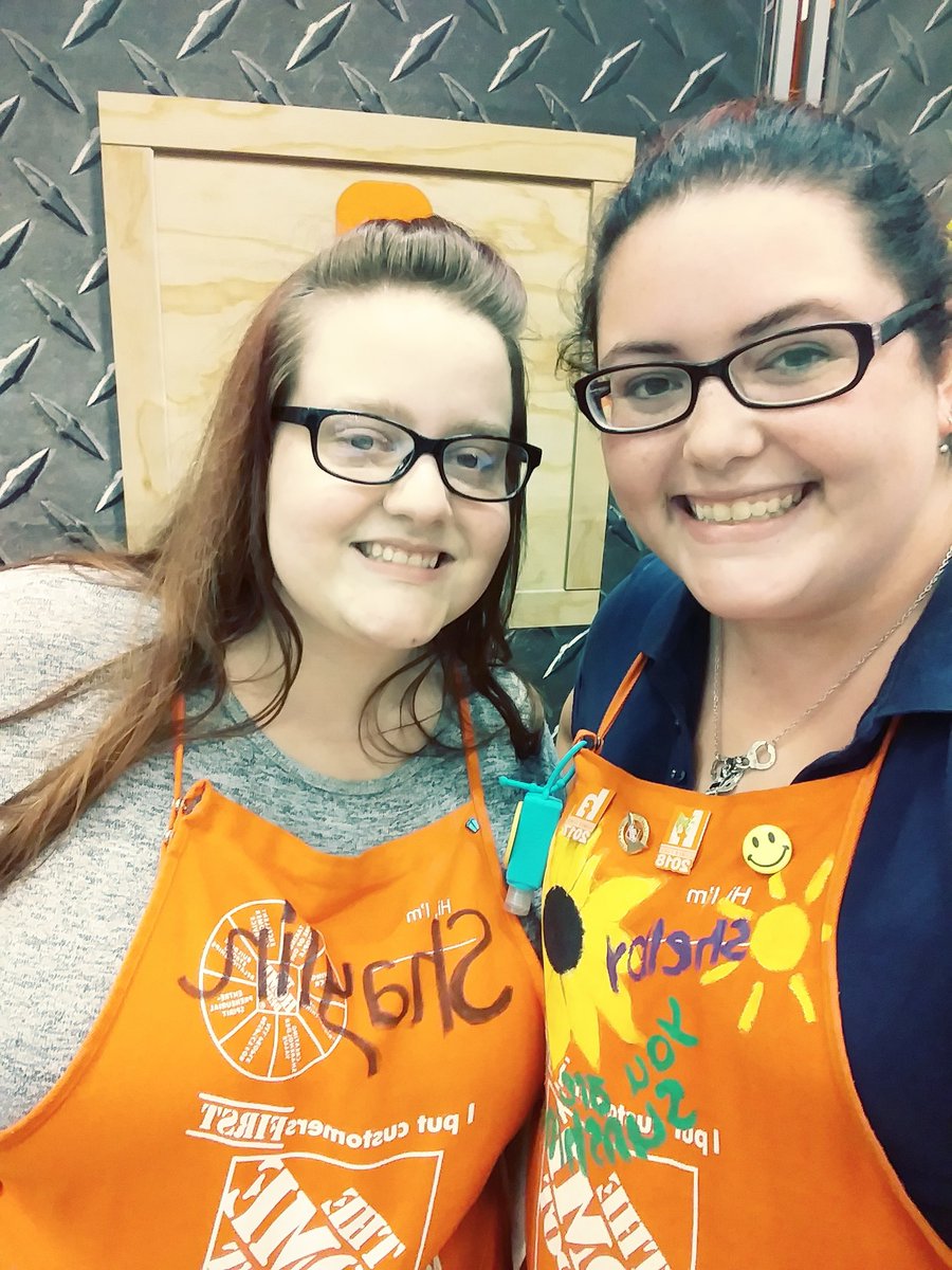 ShelbyRiesbeck's tweet photo. I absolutely love my night crew if it wasnt for you guys tonight it would have been major chaos @HomeDepotWest @AlexanderCory1 @coryalexander15 @gvinnieb shaylin puddy and teresa! I love you guys!!! https://t.co/6JgD1OIQdr