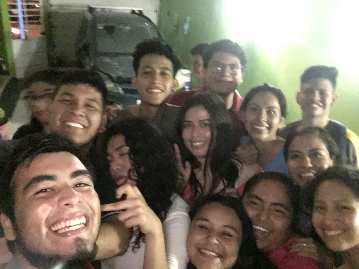 Erikasugei_'s tweet photo. Amigos, amigos, bellos amigos❤ #ECDLP https://t.co/6imPR6Dt02