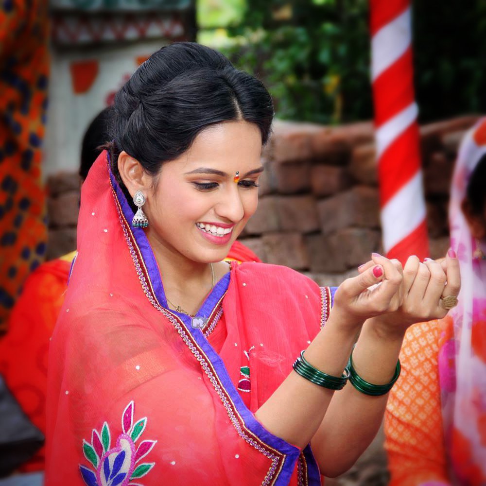 MarathiStars's tweet photo. हिरवा चुडा..मेहंदीचा हात...अन् आज्या तुझं अखंड सौभाग्य...
आणखी फोटो पहा - https://t.co/ssr4wic7gg
#LagirZalaJi #ShivaniBaokar #NitishChavan #MarathiActress #MarathiActor #Ajya #Shitali https://t.co/V0qLJmEioh