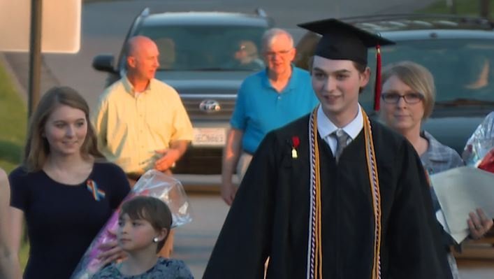 WLWT's tweet photo. Valedictorian denied right to speak at graduation takes speech outside https://t.co/dHkpDKkQIx https://t.co/ZatoXmxjL4