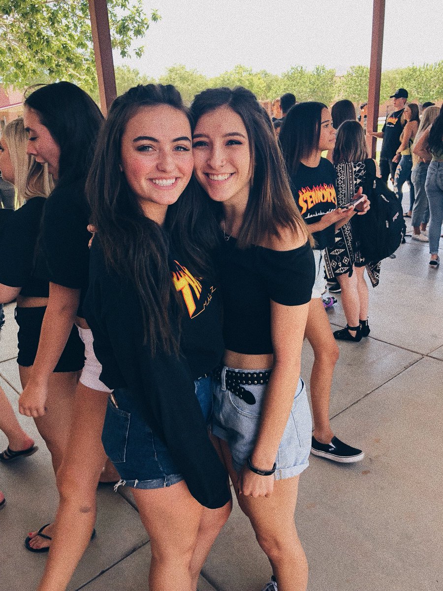 sophboph_'s tweet photo. thank you, high school, for bringing me to some of the greatest people i’ve ever known... https://t.co/MS22pLnJGe